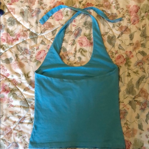 Limited Scoop Neck Halter - Picture 2 of 3